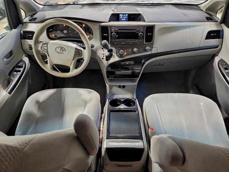 Photo 8 from auction – 2011 TOYOTA SIENNA LE with VIN 5TDKK3DC0BS011136