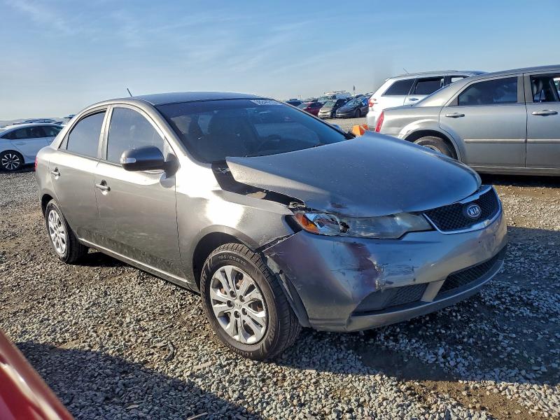 Zdjęcie 4 z aukcji – 2010 KIA FORTE EX z VIN KNAFU4A28A5193344