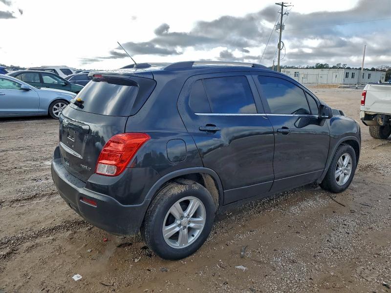 Photo 3 from auction – 2015 CHEVROLET TRAX 1LT with VIN KL7CJLSB8FB142679