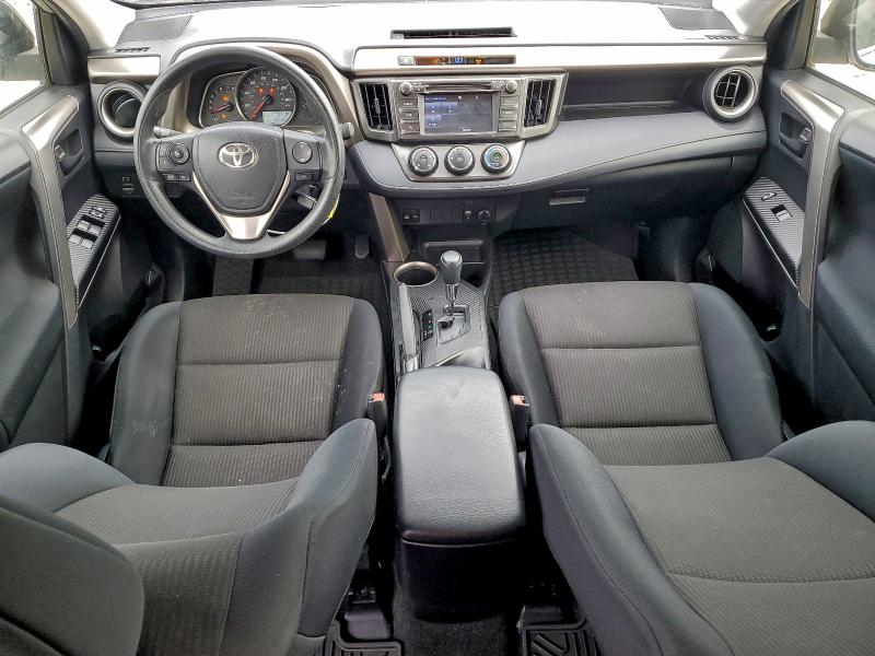 Photo 8 from auction – 2015 TOYOTA RAV4 LE with VIN JTMBFREV8FD097756