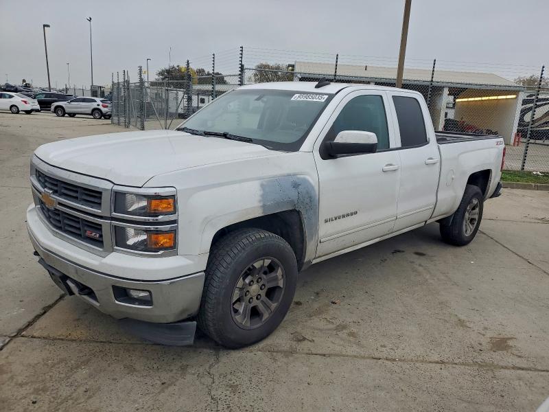 CHEVROLET SILVERADO 2015 with VIN 1GCVKREC9FZ271070 - Photo from auction