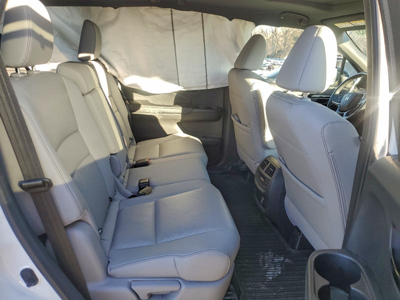 Photo 11 from auction – 2022 HONDA PASSPORT E with VIN 5FNYF8H0XNB010614