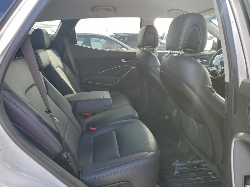 Photo 11 from auction – 2018 HYUNDAI SANTA FE S with VIN 5NMZU4LA5JH094692