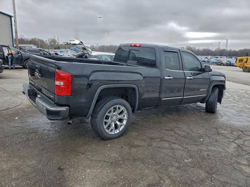 Zdjęcie 3 z aukcji – 2014 GMC SIERRA K15 z VIN 1GTV2VEC7EZ120171