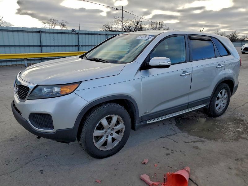 KIA SORENTO LX 2013 with VIN 5XYKTDA64DG334669 - Photo from auction