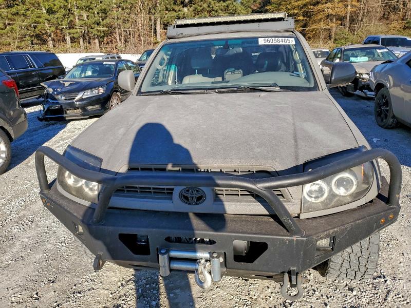 Photo 5 from auction – 2003 TOYOTA 4RUNNER LI with VIN JTEZT17R730001039