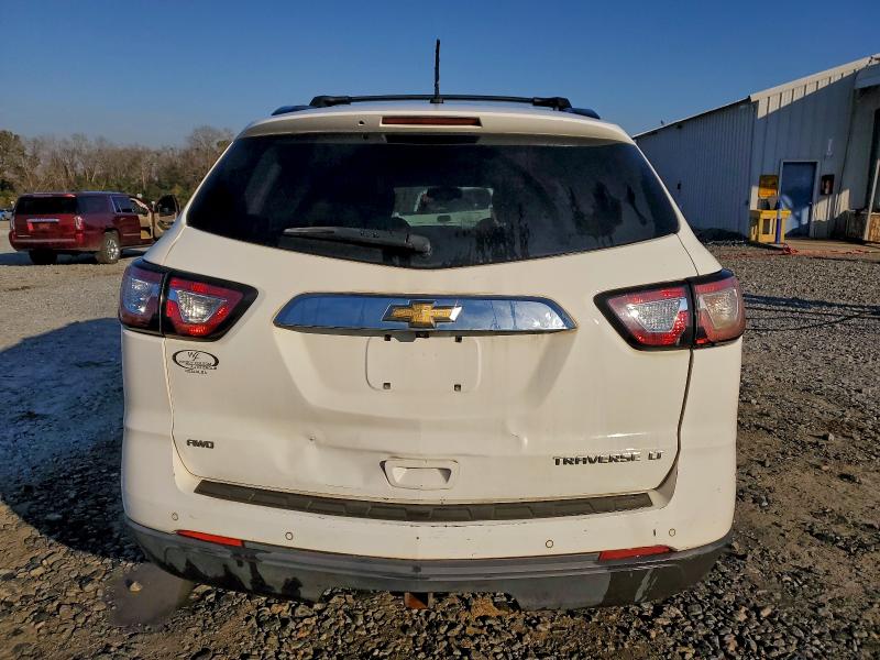 Photo 6 from auction – 2015 CHEVROLET TRAVERSE L with VIN 1GNKVGKD5FJ119806