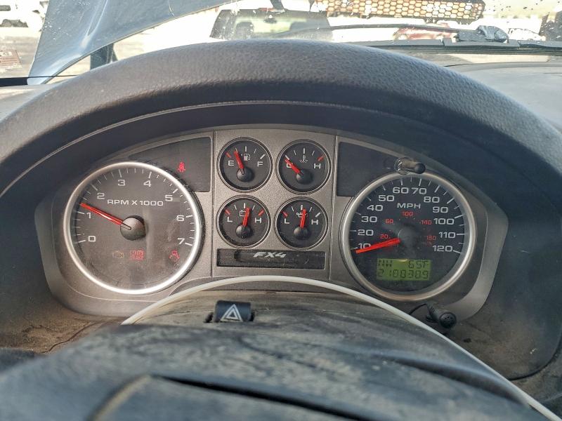 Photo 9 from auction – 2004 FORD F150 with VIN 1FTPX14564FA15711