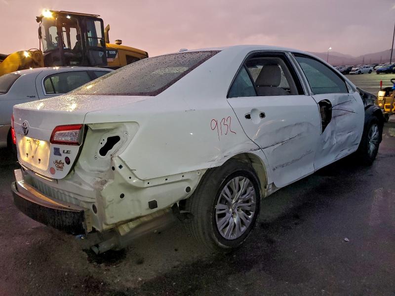 Photo 3 from auction – 2014 TOYOTA CAMRY L with VIN 4T4BF1FK8ER376355