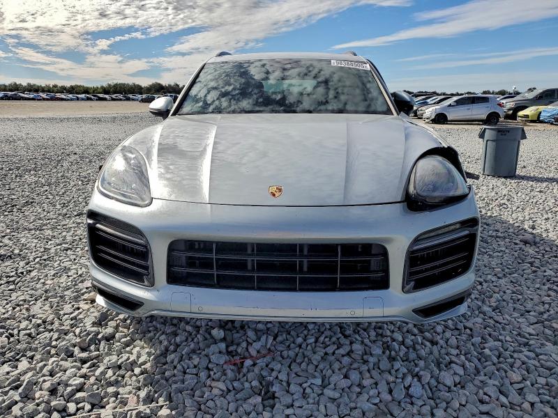 Photo 5 from auction – 2020 PORSCHE CAYENNE S with VIN WP1AB2AY4LDA27681