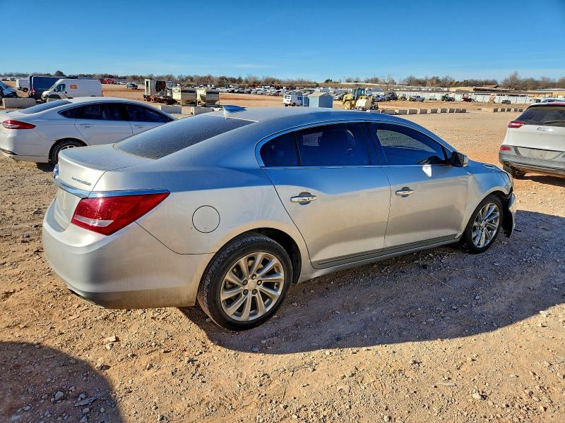 Photo 3 from auction – 2016 BUICK LACROSSE with VIN 1G4GB5G33GF160415