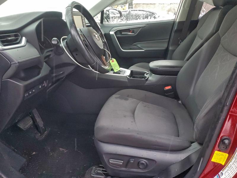 Photo 7 from auction – 2019 TOYOTA RAV4 XLE with VIN JTMP1RFV1KD021826
