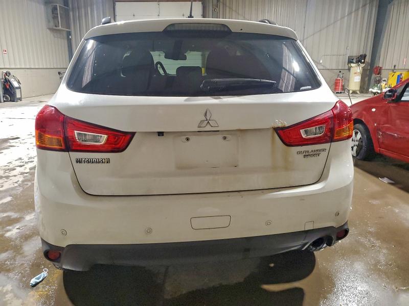 Photo 6 from auction – 2015 MITSUBISHI OUTLANDER with VIN 4A4AR4AU5FE015262
