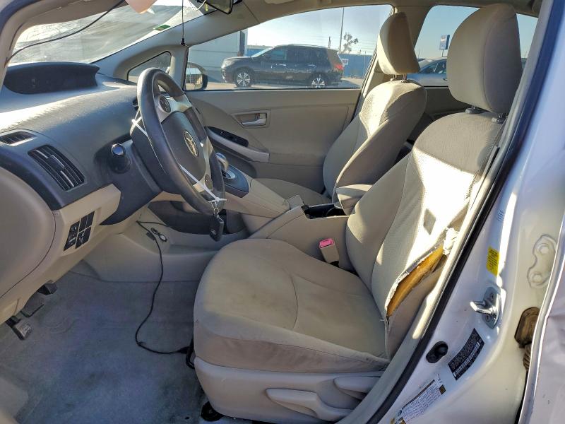 Photo 7 from auction – 2011 TOYOTA PRIUS with VIN JTDKN3DU7B0289521