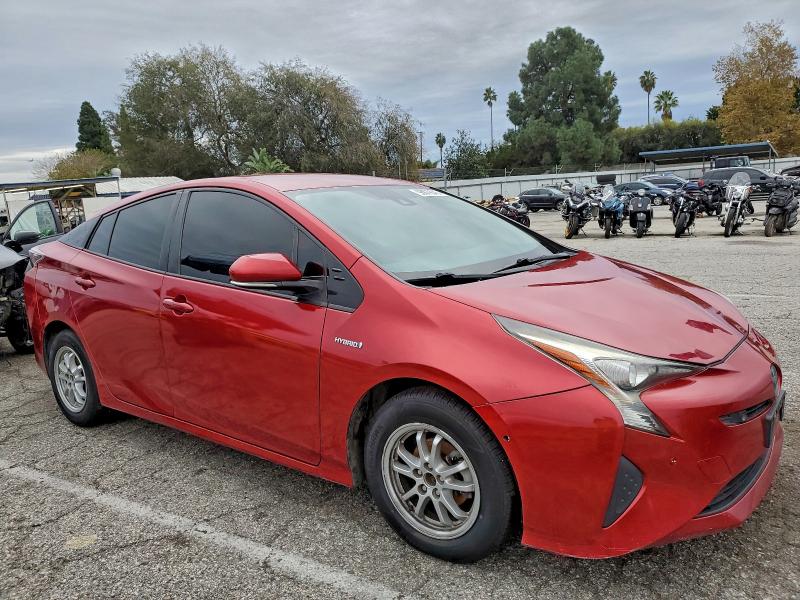 Photo 4 from auction – 2017 TOYOTA PRIUS with VIN JTDKBRFUXH3557672
