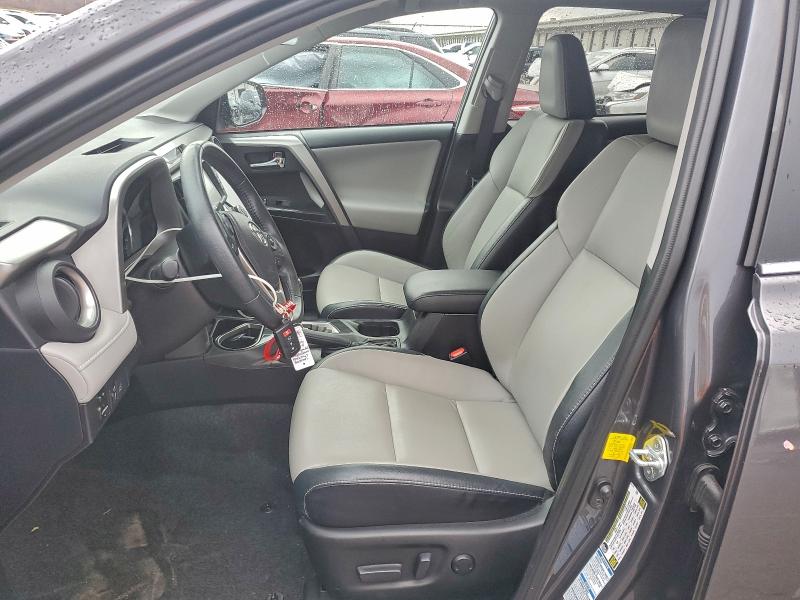 Photo 7 from auction – 2017 TOYOTA RAV4 LIMIT with VIN 2T3DFREV3HW557467