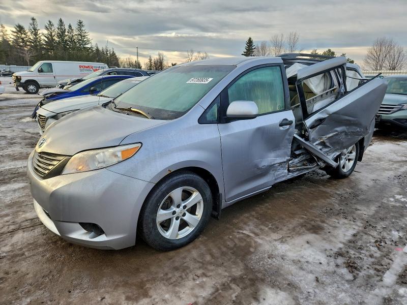 TOYOTA SIENNA 2012 with VIN 5TDZK3DCXCS257577 - Photo from auction