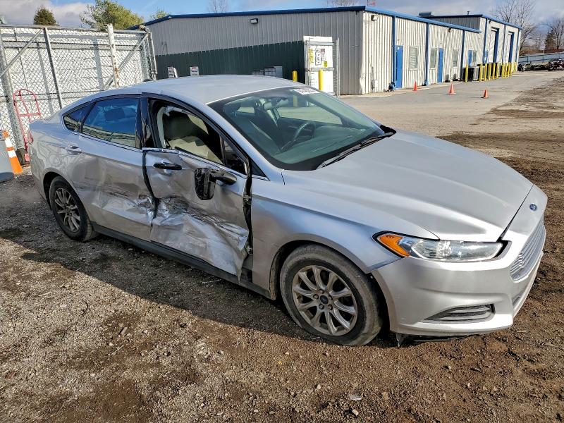 Foto 4 de la subasta – 2016 FORD FUSION S con VIN 3FA6P0G78GR339209