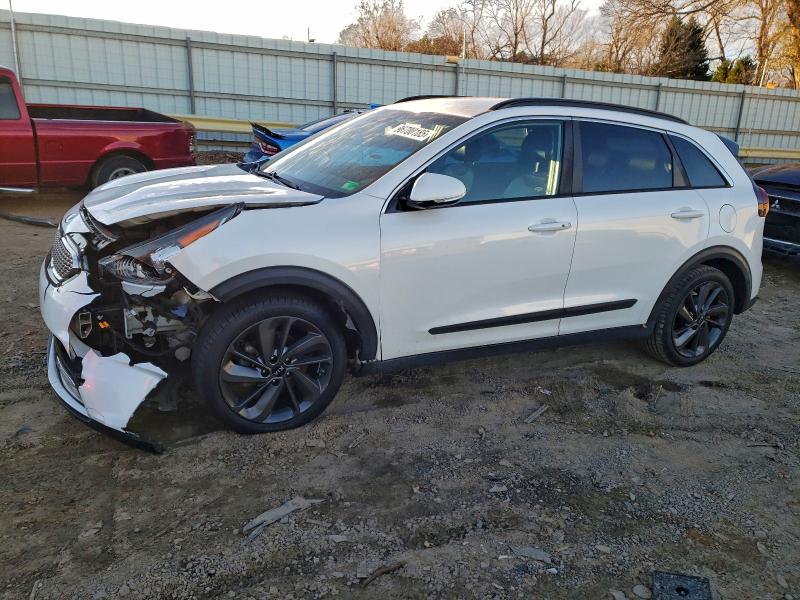 KIA NIRO EX 2017 with VIN KNDCC3LC7H5089110 - Photo from auction