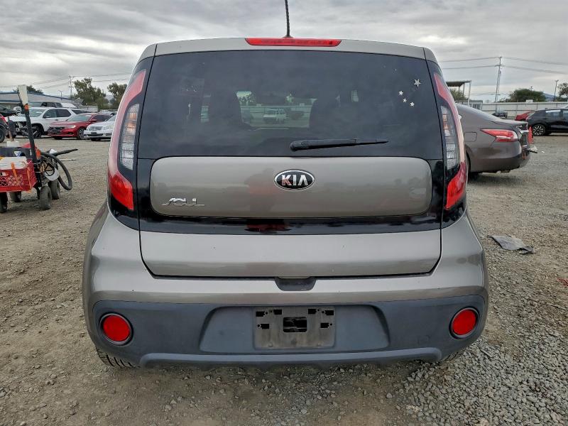 Photo 6 from auction – 2017 KIA SOUL with VIN KNDJN2A26H7493302