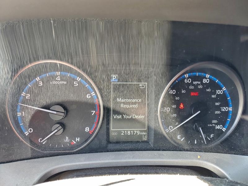 Photo 9 from auction – 2018 TOYOTA RAV4 LE with VIN 2T3ZFREV7JW429325