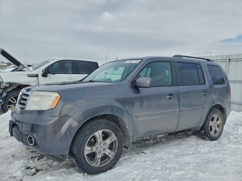 HONDA PILOT EXL 2015 z numerem VIN 5FNYF4H52FB037716 - Zdjęcie z aukcji
