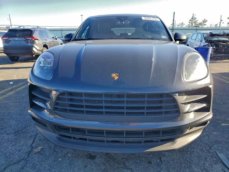 Photo 5 from auction – 2019 PORSCHE MACAN with VIN WP1AA2A57KLB04458