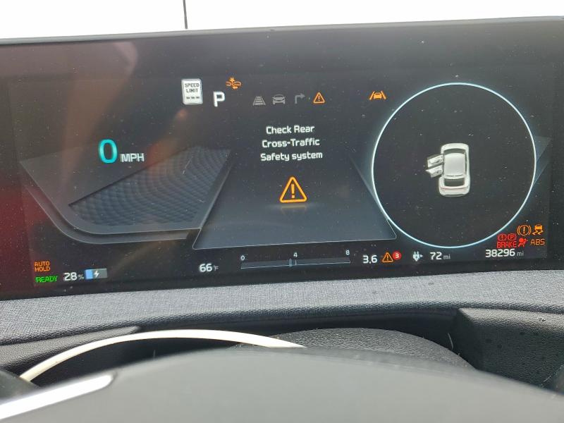 Photo 9 from auction – 2022 KIA EV6 LIGHT with VIN KNDC34LA3N5081330