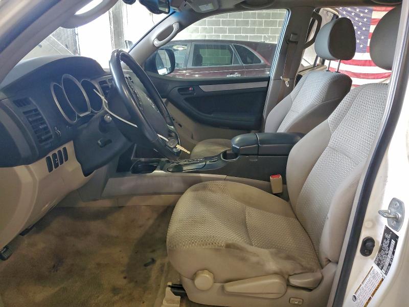 Photo 7 from auction – 2006 TOYOTA 4RUNNER SR with VIN JTEBU14R068057025