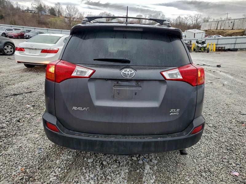 Photo 6 from auction – 2013 TOYOTA RAV4 XLE with VIN 2T3RFREV1DW043052