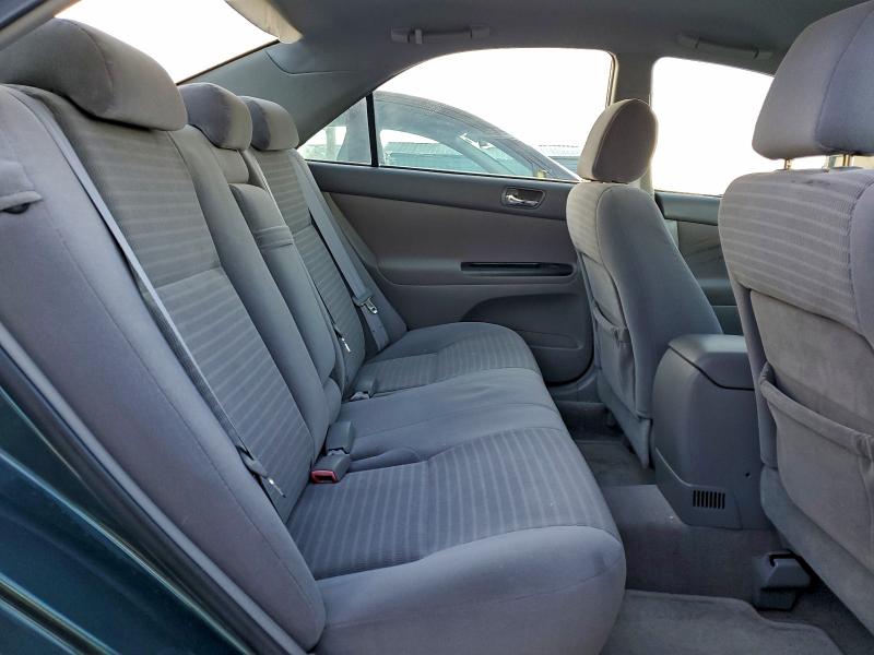 Photo 10 from auction – 2005 TOYOTA CAMRY LE with VIN 4T1BE32K15U071259
