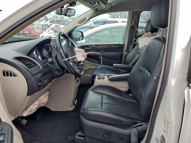 Photo 7 from auction – 2012 CHRYSLER TOWN & COU with VIN 2C4RC1CG3CR125274