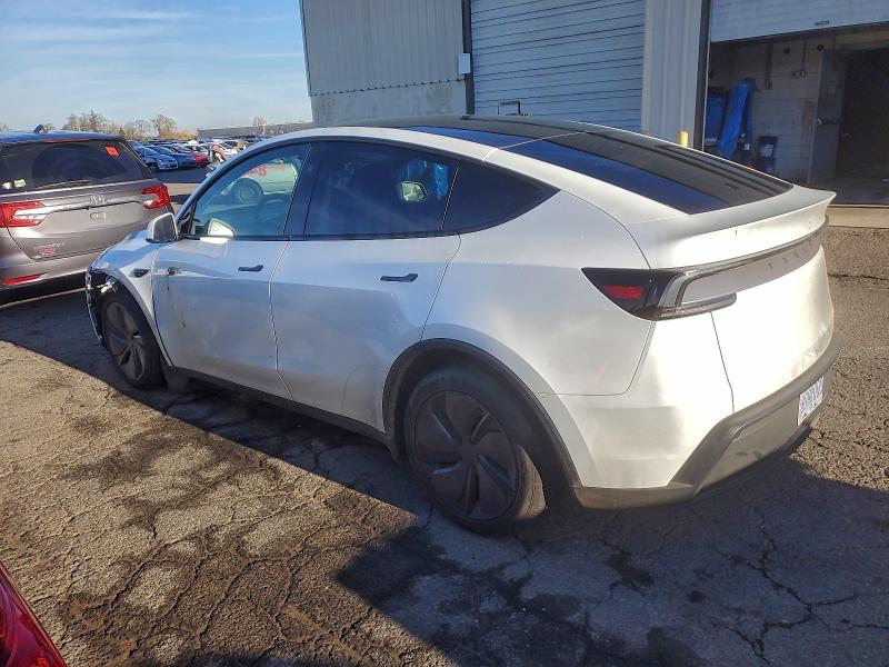 Фото 2 с аукциона – 2026 TESLA MODEL Y с VIN 7SAYGDED8TF406943