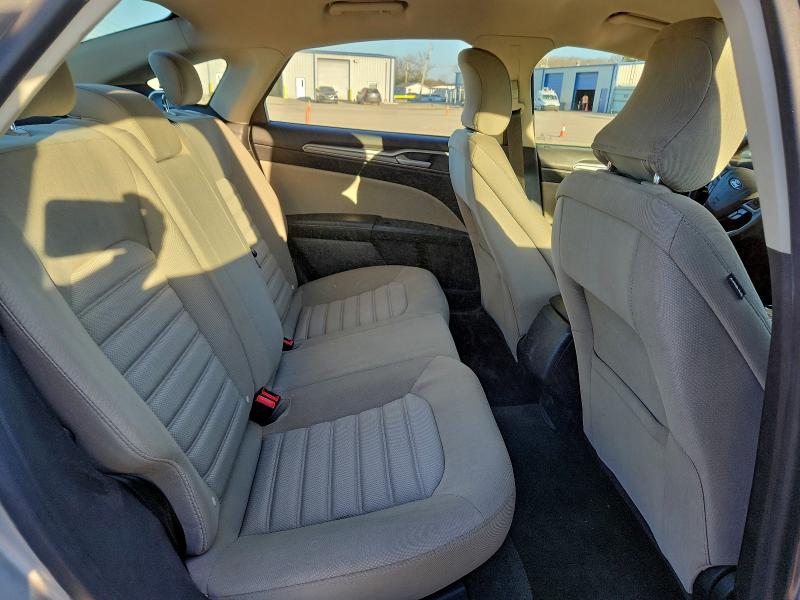 Photo 10 from auction – 2017 FORD FUSION S with VIN 3FA6P0G78HR377511