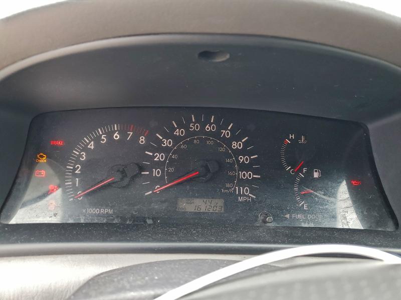 Photo 9 from auction – 2005 TOYOTA COROLLA CE with VIN 1NXBR32EX5Z503393