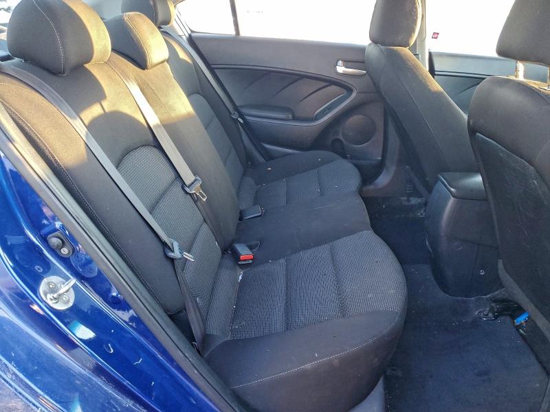 Photo 10 from auction – 2017 KIA FORTE LX with VIN 3KPFK4A76HE089096
