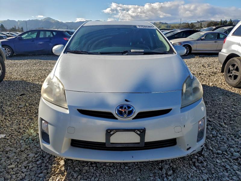 Photo 5 from auction – 2011 TOYOTA PRIUS with VIN JTDKN3DU6B0321360