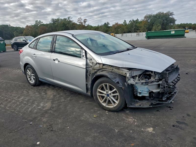 Photo 4 from auction – 2017 FORD FOCUS SE with VIN 1FADP3F21HL221372