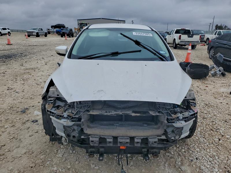 Photo 5 from auction – 2016 FORD FOCUS TITA with VIN 1FADP3N25GL326030