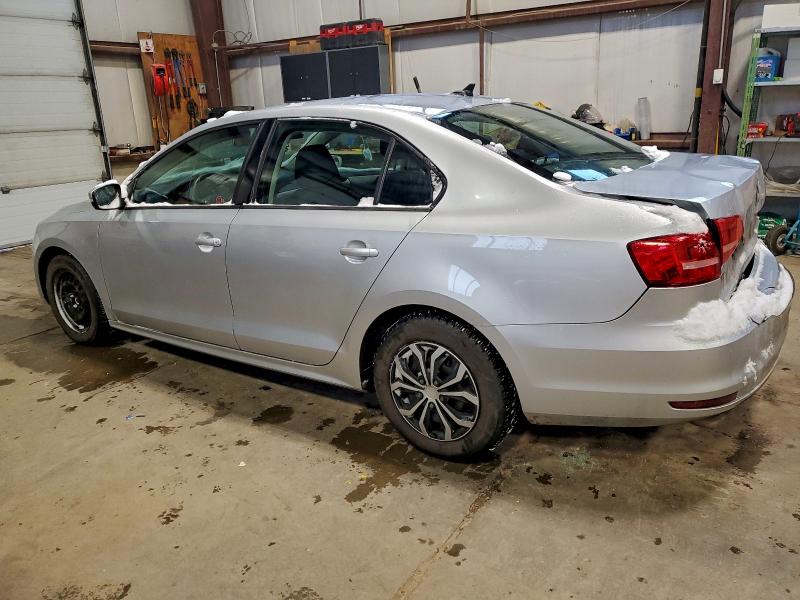 Photo 2 from auction – 2015 VOLKSWAGEN JETTA BASE with VIN 3VW2K7AJ1FM336763