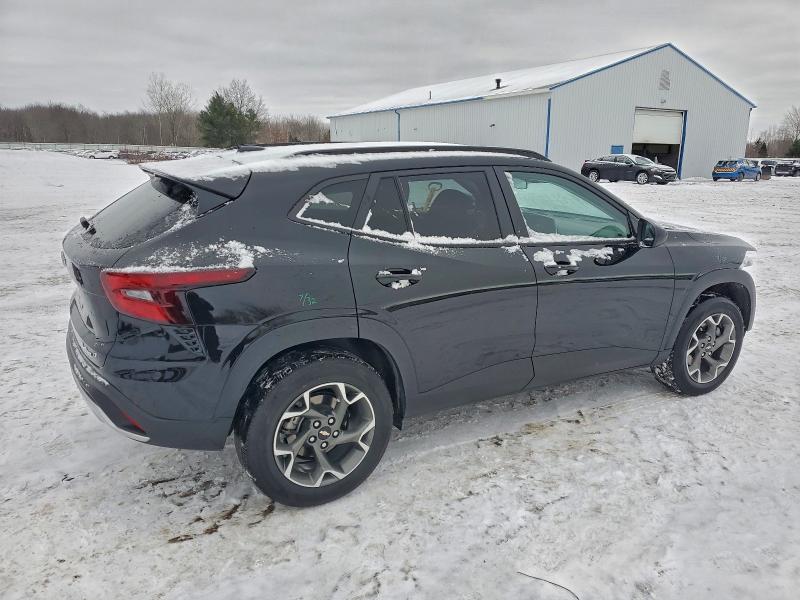 Photo 3 from auction – 2024 CHEVROLET TRAX 1LT with VIN KL77LHE22RC042564