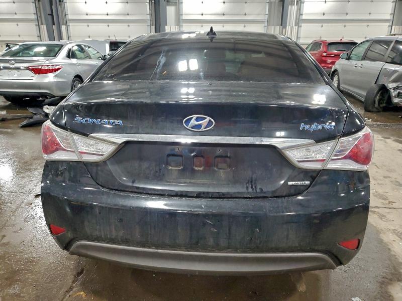 Photo 6 from auction – 2013 HYUNDAI SONATA HYB with VIN KMHEC4A48DA085459