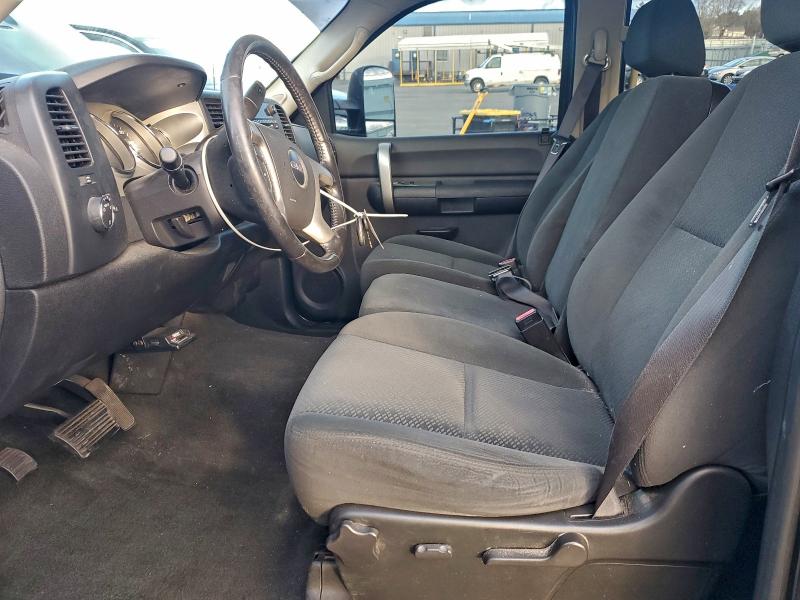 Photo 7 from auction – 2008 GMC SIERRA K15 with VIN 2GTFK13Y581249356