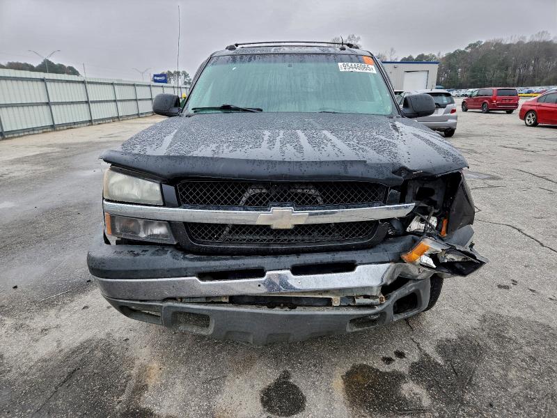 Photo 5 from auction – 2004 CHEVROLET AVALANCHE with VIN 3GNEK12T24G183231