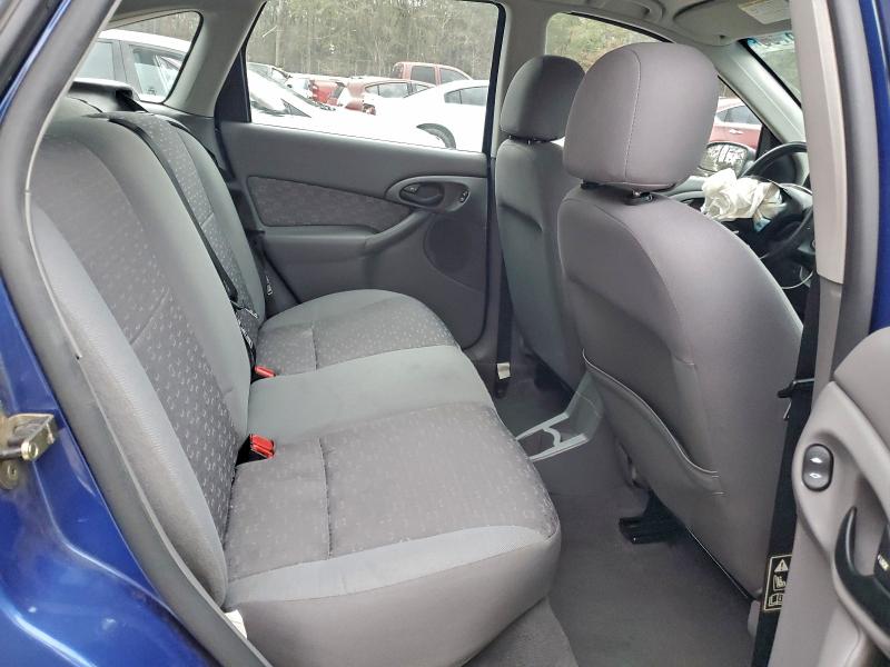 Photo 10 from auction – 2003 FORD FOCUS ZX5 with VIN 3FAFP37343R177376