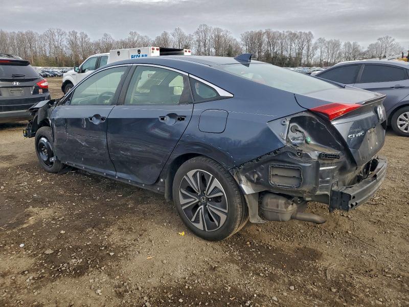 Photo 2 from auction – 2018 HONDA CIVIC EXL with VIN JHMFC1F74JX009447