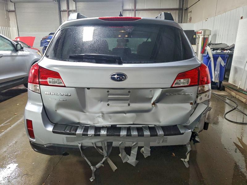 Photo 6 from auction – 2013 SUBARU OUTBACK 2. with VIN 4S4BRCLC2D3216793