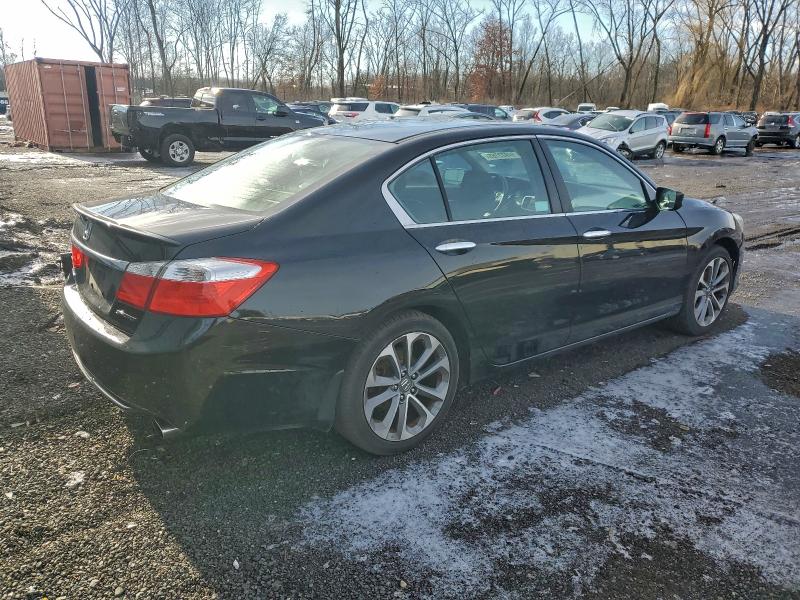Photo 3 from auction – 2014 HONDA ACCORD SPO with VIN 1HGCR2F55EA037890
