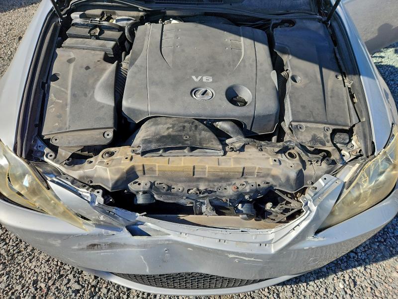 Photo 11 from auction – 2008 LEXUS IS 250 with VIN JTHBK262382082165