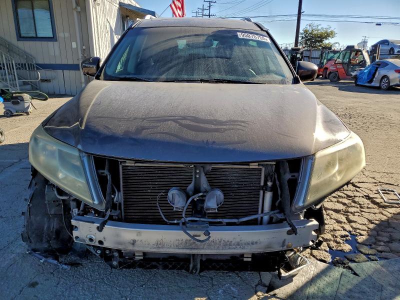Photo 5 from auction – 2015 NISSAN PATHFINDER with VIN 5N1AR2MN8FC605351